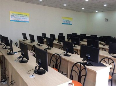 培訓(xùn)學(xué)校 專(zhuān)業(yè)教育咨詢(xún)助您精準(zhǔn)選擇成長(zhǎng)之路